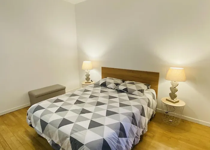 Le Fauvette 로데즈