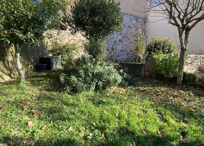 Le Fauvette * 로데즈